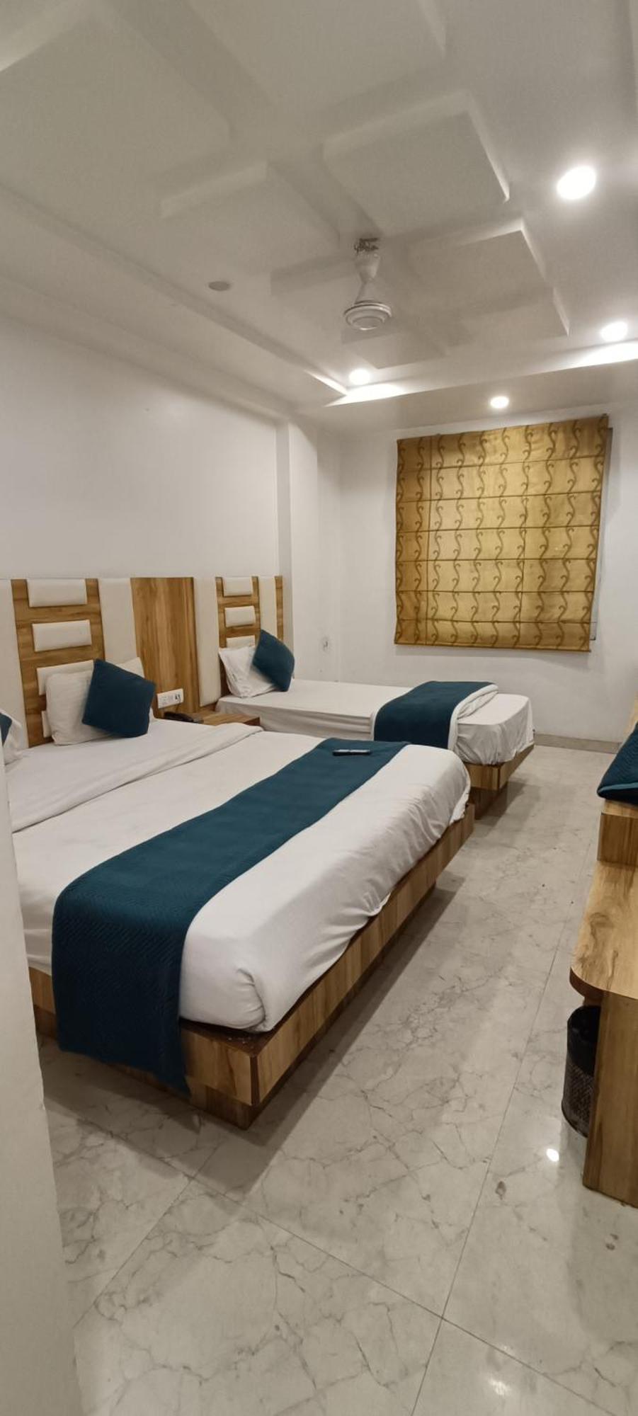 Hotel Awesome International Нью-Делі Екстер'єр фото