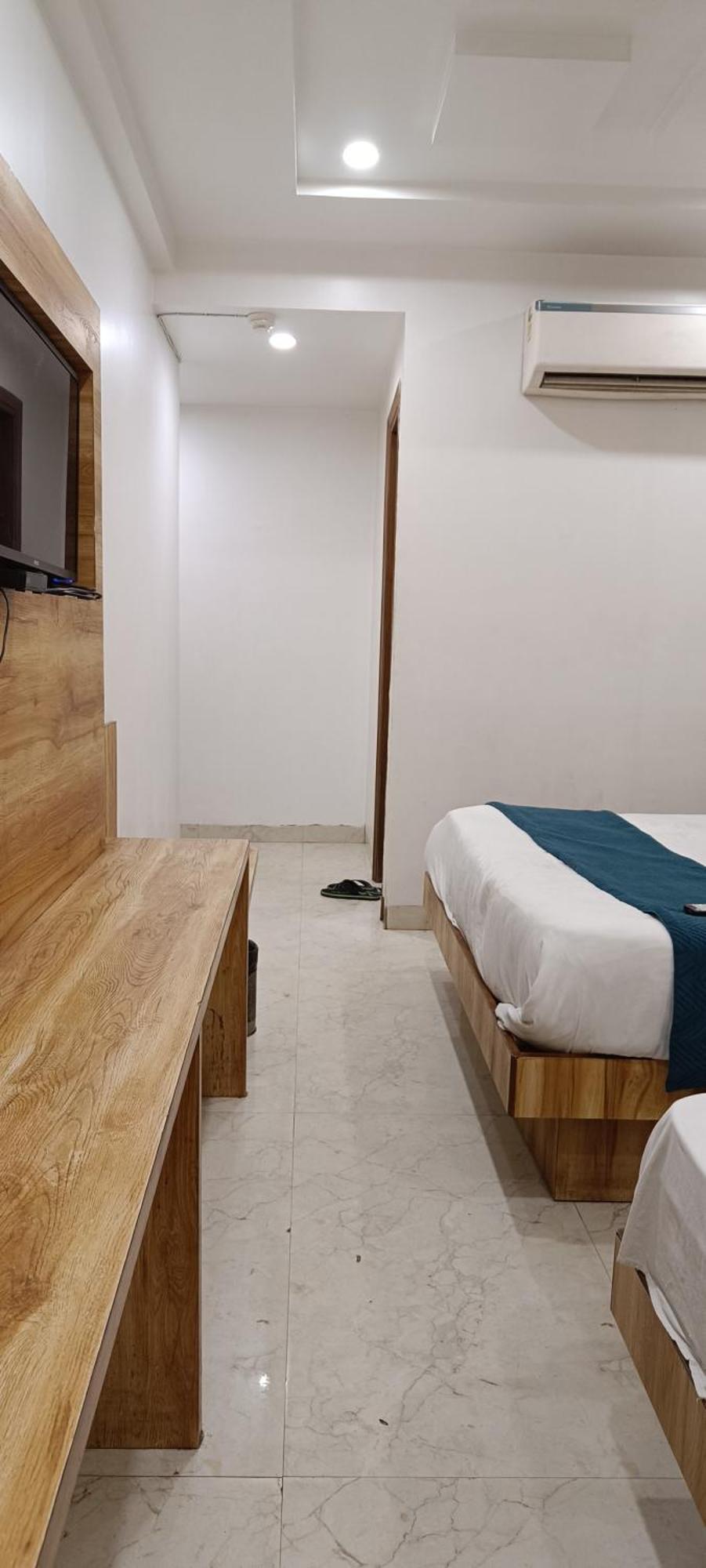 Hotel Awesome International Нью-Делі Екстер'єр фото