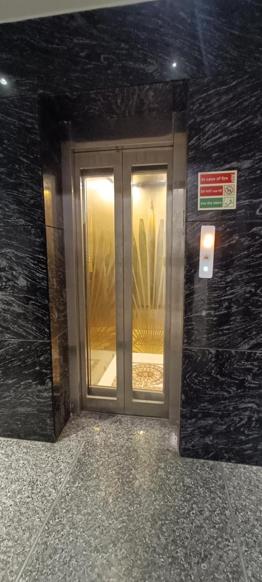 Hotel Awesome International Нью-Делі Екстер'єр фото